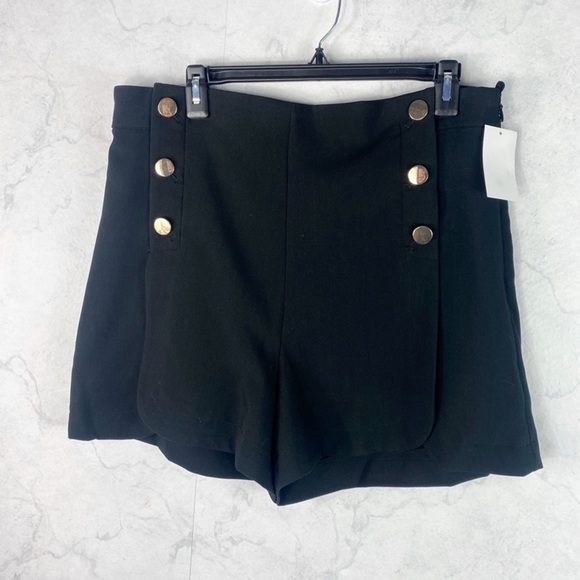 [H&M] Black High Waist Button Shorts - Picture 2 of 3